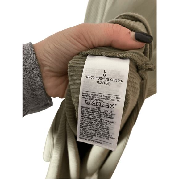 Banana Republic Tate Olive Green Ribbed Modest ONE-SHOULDER DRESS Sz L - Picture 4 of 8